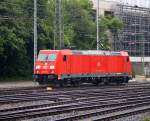 185 210-2 DB rangiert in Aachen-West.