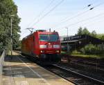 185 183-1 DB kommt als Lokzug die Kohlscheider-Rampe hoch aus Richtung Neuss und fährt in Richtung Aachen-West und fährt durch Kohlscheid bei schönem Sonnenschein am 6.8.2014.