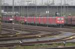 Jede Menge 185er (vorn: 245) und 189er sind wegen des GdL-Streiks am 15.10.14 im Gbf Neuss geparkt.