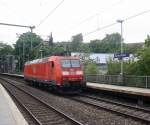 Ein Nachschuss von der 185 039-5 DB kommt als Lokzug aus Aachen-West nach Stolberg-Hbf aus Richtung Aachen-West und fährt durch Aachen-Schanz in Richtung Aachen-Hbf,Stolberg-Hbf. 
Bei Sonne und Wolken am Nachmittag vom 15.6.2015.