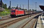 185 273-0 steht vor einen Halt zeigenten Signal im Bhf. von Bamberg am 01.07.15.