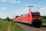 Am 08.08.2014 kam bei Kollmarsreute dieser Lokzug mit der Zuglok 185 378-7 und den Wagenloks 152 113-7, 185 090-8  Bombadier Werk Kassel , 185 143-5 und 185 077-5 in Richtung Freiburg durch.