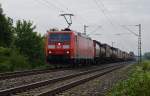 185 151-8 ist mit einen Aufliegerzug am 08.09.15 bei Thüngersheim in Richtung Norden unterwegs.
