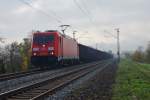 185 266-4 der DB mit einen GZ offener Güterwagen bei Thüngersheim am 27.10.15 unterwegs.
