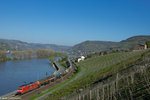 185 071-8 mit Kesselzug bei Lorch, 20.04.2016