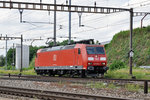 DB Lok 185 089-0 durchfährt den Bahnhof Pratteln. Die Aufnahme stammt vom 28.06.2016.