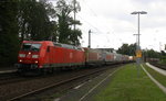 185 150-0 DB kommt mit einem langen Containerzug aus Gallarate(I) nach Zeebrugge(B) und fährt in Richtung Köln.