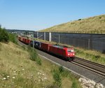 DB Cargo 185 213-6 mit Güterzug am 18.08.16 bei Neuhof (Kreis Fulda) auf der KBS615