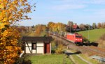 185 385-2 mit einem österreichischen Millitärzug (M 47988) von Klagenfurt nach Gardelegen. Hier ist der Zug zu sehen am 01.11.16 in Jößnitz/V.