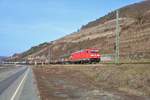 DB Cargo 185 381-1 mit gemischten Güterzug auf der Rechten Rheinstrecke am 23.02.19