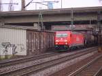 185 239-1 fhrt mit Kesselwagen durch Hamburg-Harburg. 28.03.08