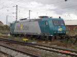 185-Cl 006 der Rail4Chem GmbH  steht kalt in Grokorbertha auf Glei 357.  05.11.04