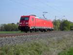 185 361-3 am 14.04.2009 bei Woltorf Richtung Hannover unterwegs