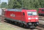 Die 185 221-9 rangiert in Kln Gremberg am 26.07.2009