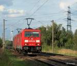 185 222-7 und 152 xxx-x sind am 26.08.09 als Tfzf aus dem Rbf Alte-Sderelbe in Hamburg-Moorburg Richtung Maschen unterwegs, wo sie auf neue Aufgaben warten werden.