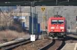 185 357 am 09.03.10 bei der Durchfahrt in Karlstadt/Main