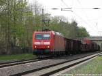 185 068 mit gemischtem Gterzug Richtung Lehrte. Die Aufnahme entstand am 21.04.07 an der G-Bahn bei Hannover-Misburg. 
