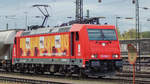 Der  Heizprofi 185 586-5-RHC bei der Durchfahrt in Weil.
Weil a. R. am 27.10.17