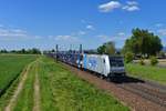 185 684 mit einem Autozug am 07.05.2016 bei Plattling.