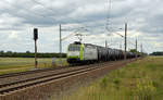 Am 07.06.20 führte 185 517 der Captrain einen Kesselwagenzug durch Saxdorf Richtung Dresden. 