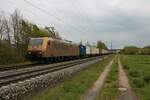 TX Logisitk Bombardier Traxx 185 538-6 mit Containerzug in Thüngersheim am 01.05.21