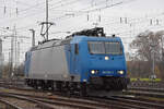 Lok 185 535-2 wird am 02.12.2022 in der Abstellanlage beim badischen Bahnhof abgestellt.