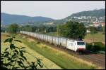 185 579 ist mit dem Bulkhaul-KV DGS 40073 bei Heddesheim unterwegs.