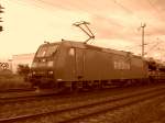 Hier noch mal eine Sepia Farbe. Sieht richtig gut aus so die schne 185 Railon. (29.05.2009, Obertraubling)