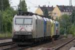 Nachschuss auf 185 512-1 + ES 64 U2-010 + 185 518-8 + 185 537-8 als Lokzug in Mnchen Heimeranplatz am 30.05.2009