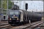 185 574-1 -Neubauer- mit einem Ethanolkesselzug unterwegs nach Rostock.
Hbf Stralsund am 16.10.09 