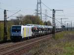 185 681-4 (Railpool,PCT) am 17.04.2010 mit Autozug durch Ahlten -> Misburg