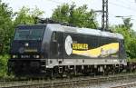 Die Neubauer 185 574-1 zieht einen Gz durch Duisburg Neudorf am 25.05.2010