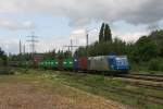 185 519 mit einem Containerzug am 24.08.2010 in Hamburg Unterelbe.