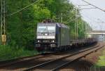185 567-5 fr CFL Cargo mit leeren Rungenwagen in Richtung Seelze.