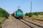 185 517-0 Captrain Deutschland GmbH mit CD-Cargo Getreidewagen in Demker Richtung Magdeburg unterwegs. Netten Gro zurck! 26.08.2011