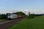 Am Abend des 19.05.2012 kam der TXL-Stahlzug vom Brenner mit 185 537 und wurde bei Hilperting fotographiert.
