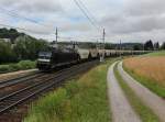 Die 185 572 mit einem Getreidezug am 14.07.2012 unterwegs bei Ingling.