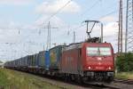 Crossrail 185 595  Ruth  am 4.8.12 mit einem LKW Walter KLV in Ratingen-Lintorf.