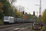 Railpool/Novelis 185 697  Jolina  am 20.10.12 mit dem umgeleiteten Nivenheimer in Ratingen-Lintorf.