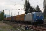 Crossrail 185 535 am 28.4.13 mit einem Containerzug in Niederdollendorf.