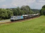 Die 185 621 mit einem Autozug am 19.06.2014 unterwegs bei Pleinting.