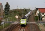 Captrain 185 542 mit DGS 63372 (ITL, Emden VW–Dresden-Friedrichstadt) am 20.04.2012 in Priestewitz