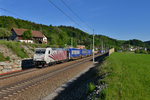 185 666 mit dem umgeleiteten DGS 41850 am 09.05.2016 bei Wernstein am Inn. 