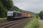 185 556-8 Metrans mit Container bei Erzhausen am 09.06.2016