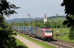 185 594-9 mit dem DGS 43711 (Aachen-Novara) bei Denzlingen 10.6.16