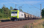 185 543 der Captrain rollte am 07.08.16 mit einem Transcereal-Zug durch Greppin Richtung Dessau.