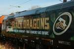 185 329-7  Black Dragons  Seitenwerbung in Wuppertal, Januar 2026.