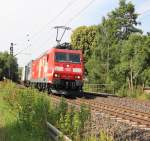 Mit einem Containerzug kam am 17.07.2013 die 185 142-7 in Richtung Norden über die KBS 613.