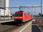 DB - 185 133-6 mit 185 099-9 mit Güterzug bei der durchfahrt im Bahnhof Herzogenbuchsee am 13.04.2017