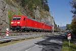 185 317 + 185 308 mit Güterzug bei Stübing am 11.10.2017.